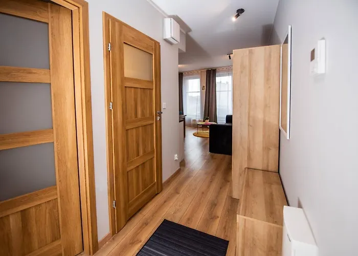 Miodowa 42 Z Miejscem Parkingowym Cracóvia