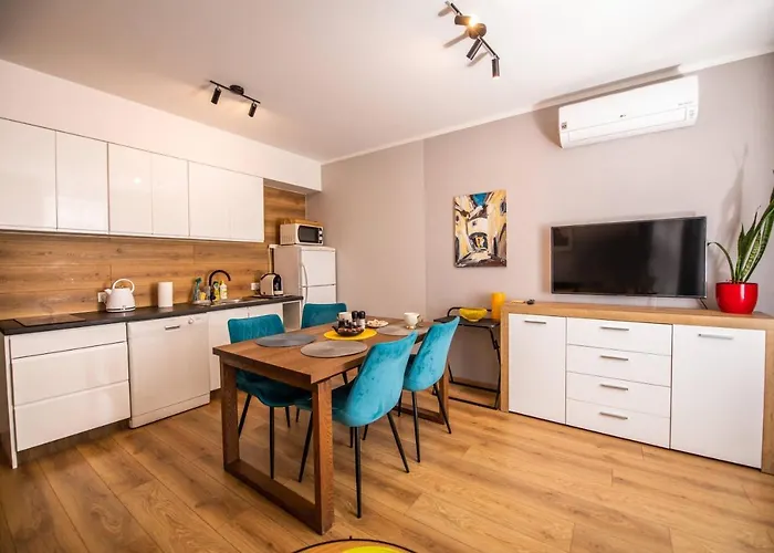 Miodowa 42 Z Miejscem Parkingowym Apartamento Cracóvia