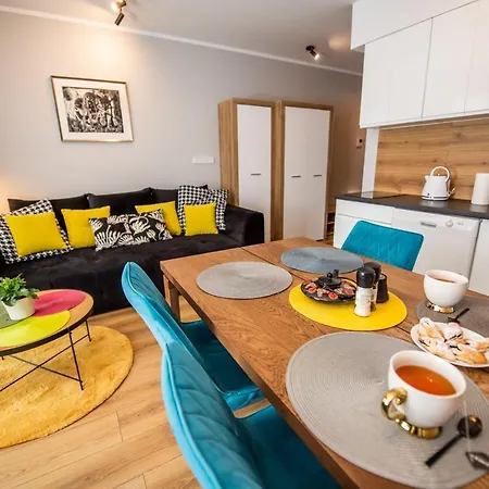 Miodowa 42 Z Miejscem Parkingowym Apartmán *