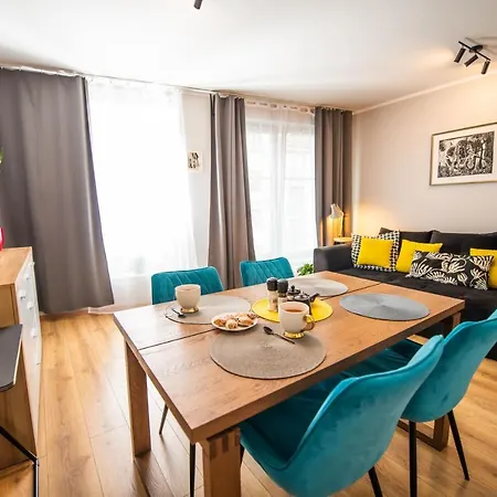 Miodowa 42 Z Miejscem Parkingowym Appartement Krakau